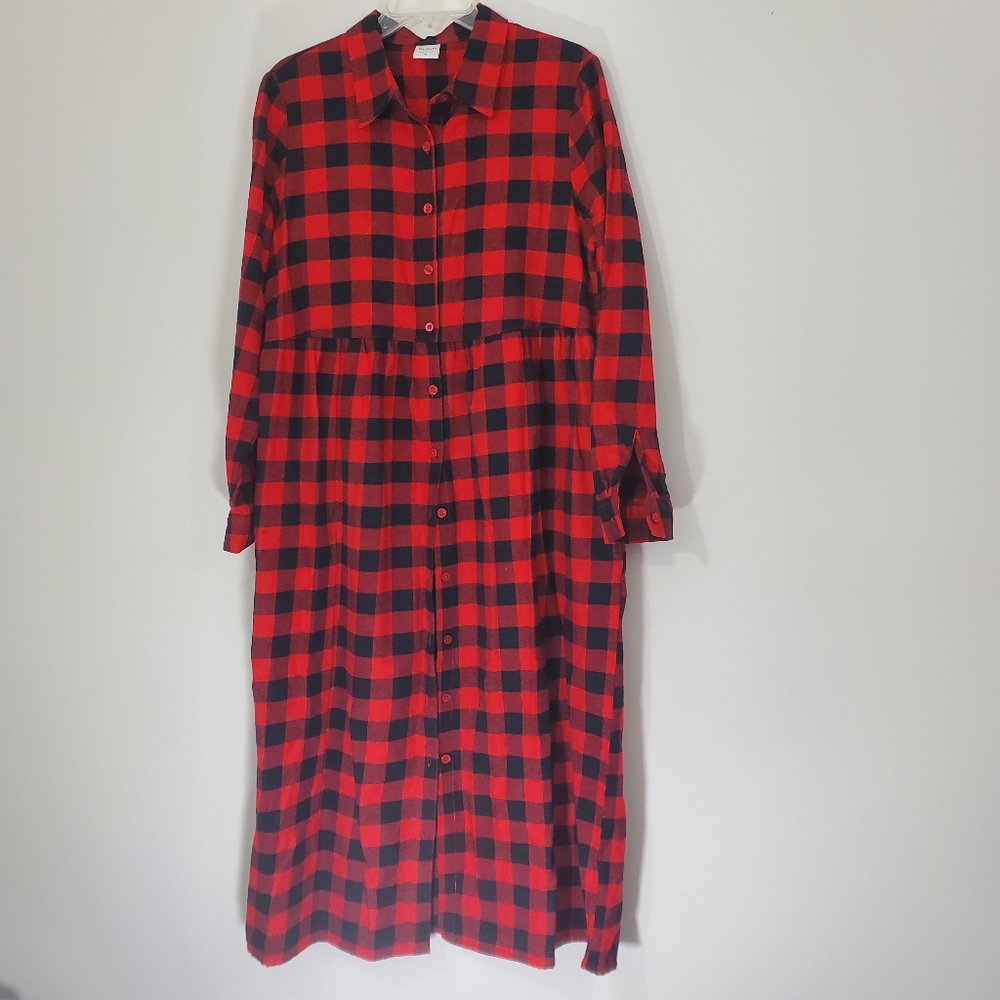 Blair Red and Black Long Sleeve Buttoned Shirt Dress with pockets, Size Medium